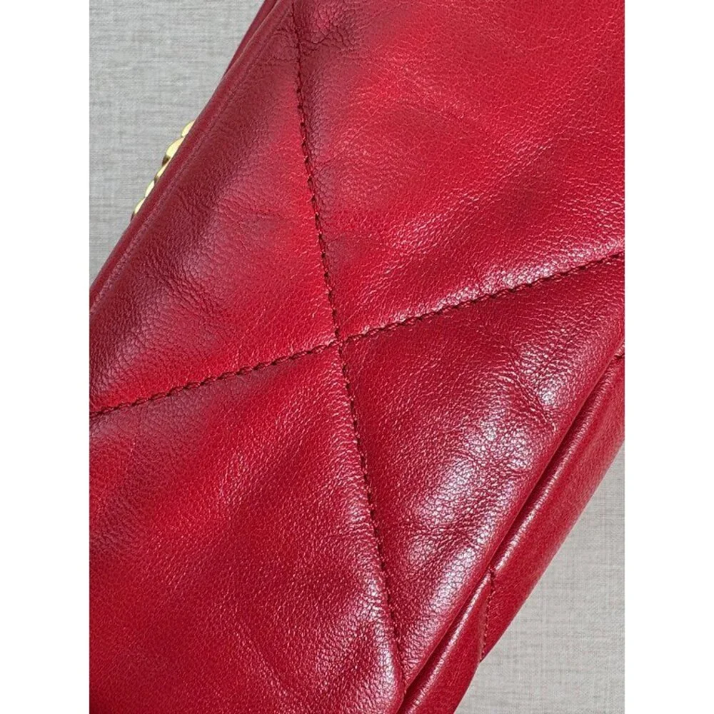 CHANEL Red Lambskin 19 Flap Bag Small GHW